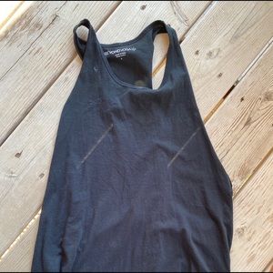 Beyond yoga twist back workout tank